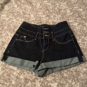 High rise short jeans !